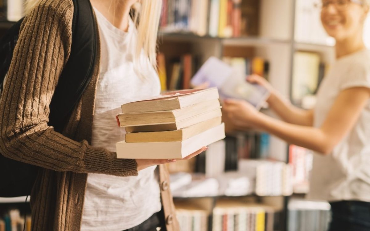 Da aula ao acervo — edição, organização e publicação contínua